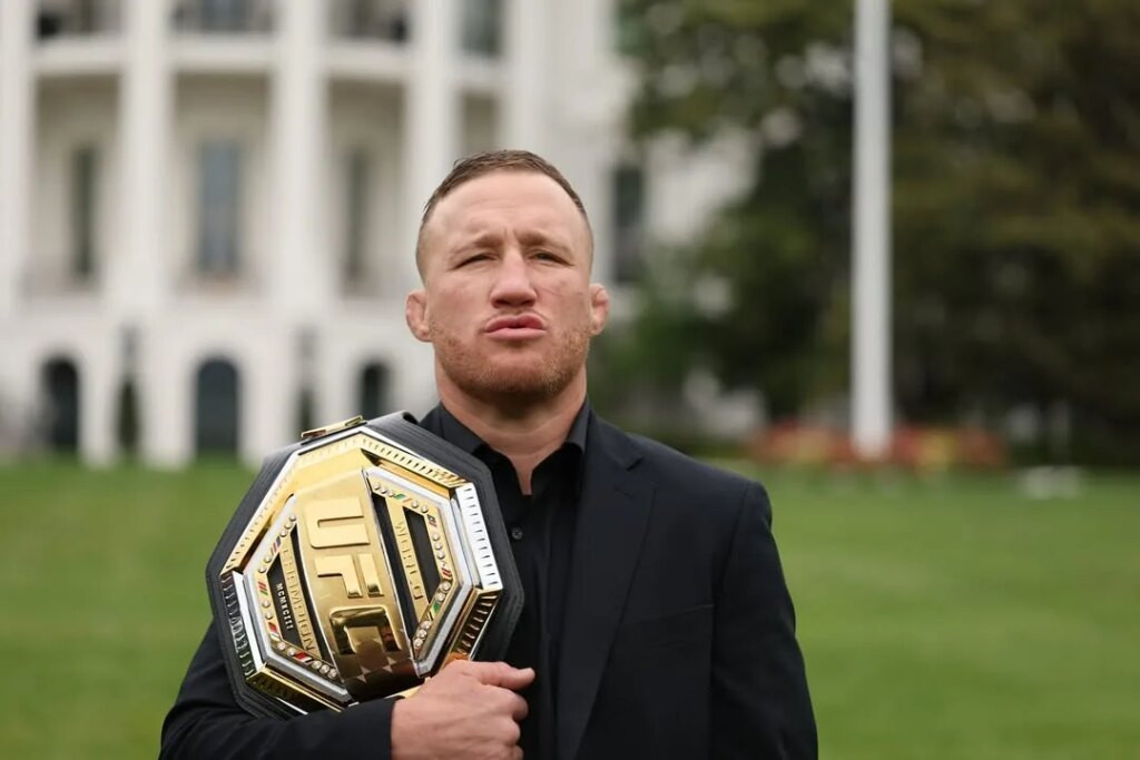 Profil Justin Gaethje: Si 'Raja Bonus' yang Sukses Hancurkan Kesombongan Ilia Topuria
