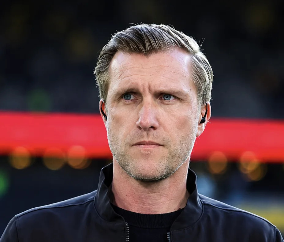 Ralf Rangnick Batal Merapat, AC Milan Alihkan Bidikan ke Direktur Olahraga Eintracht Frankfurt