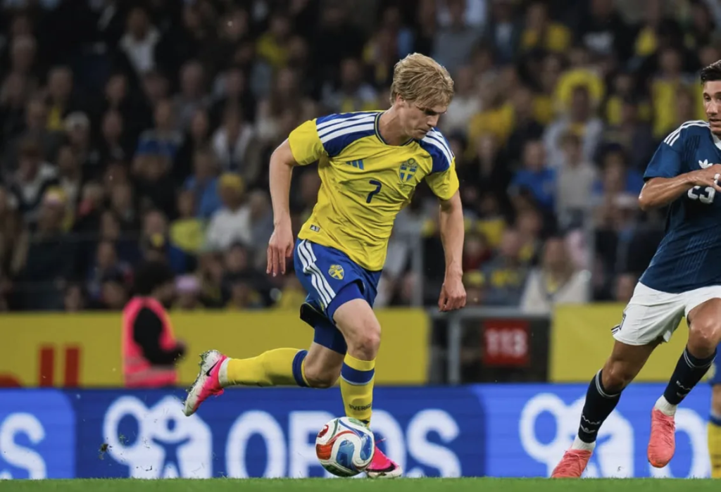 Jadi Rebutan AC Milan, Aston Villa dan Chelsea, Tottenham Patok Harga Lucas Bergvall £45 Juta