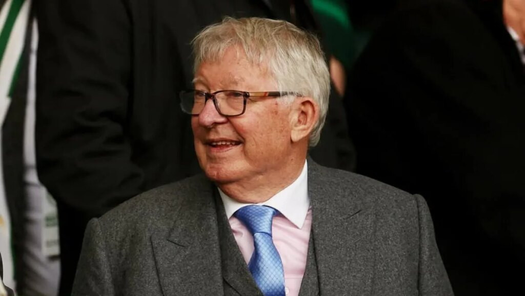 Sir Alex Ferguson Sindir Taktik Parkir Bus Arsenal ke Bos PSG?