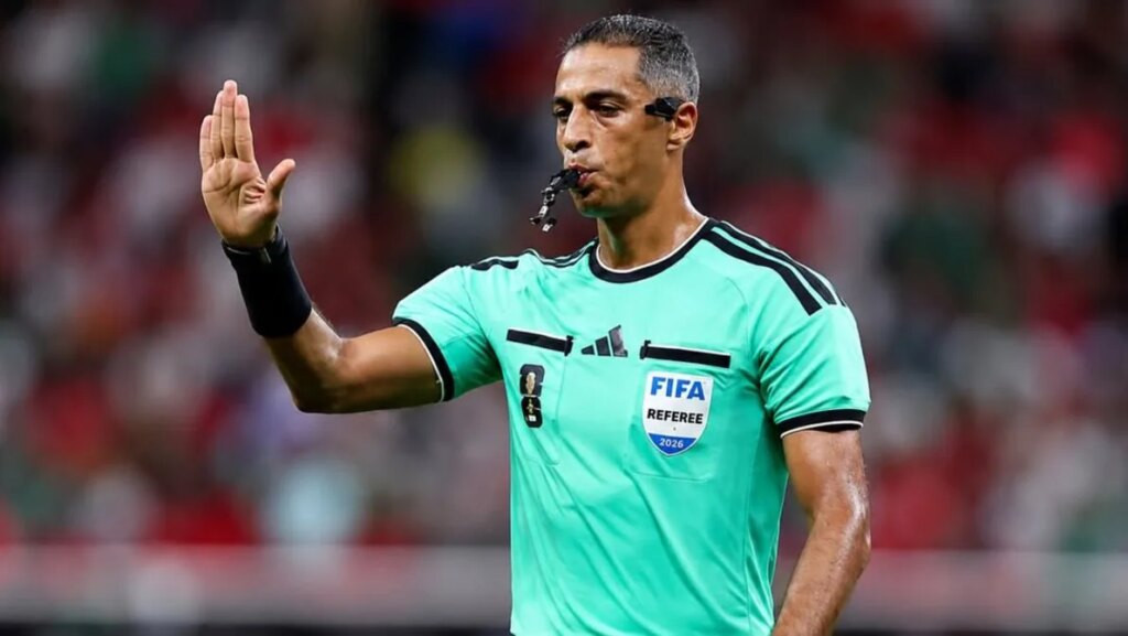 Untungkan Messi cs, VAR Kecolongan?
