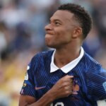 Cetak 8 Gol, Mbappe Samai Rekor Messi di Puncak Sepatu Emas