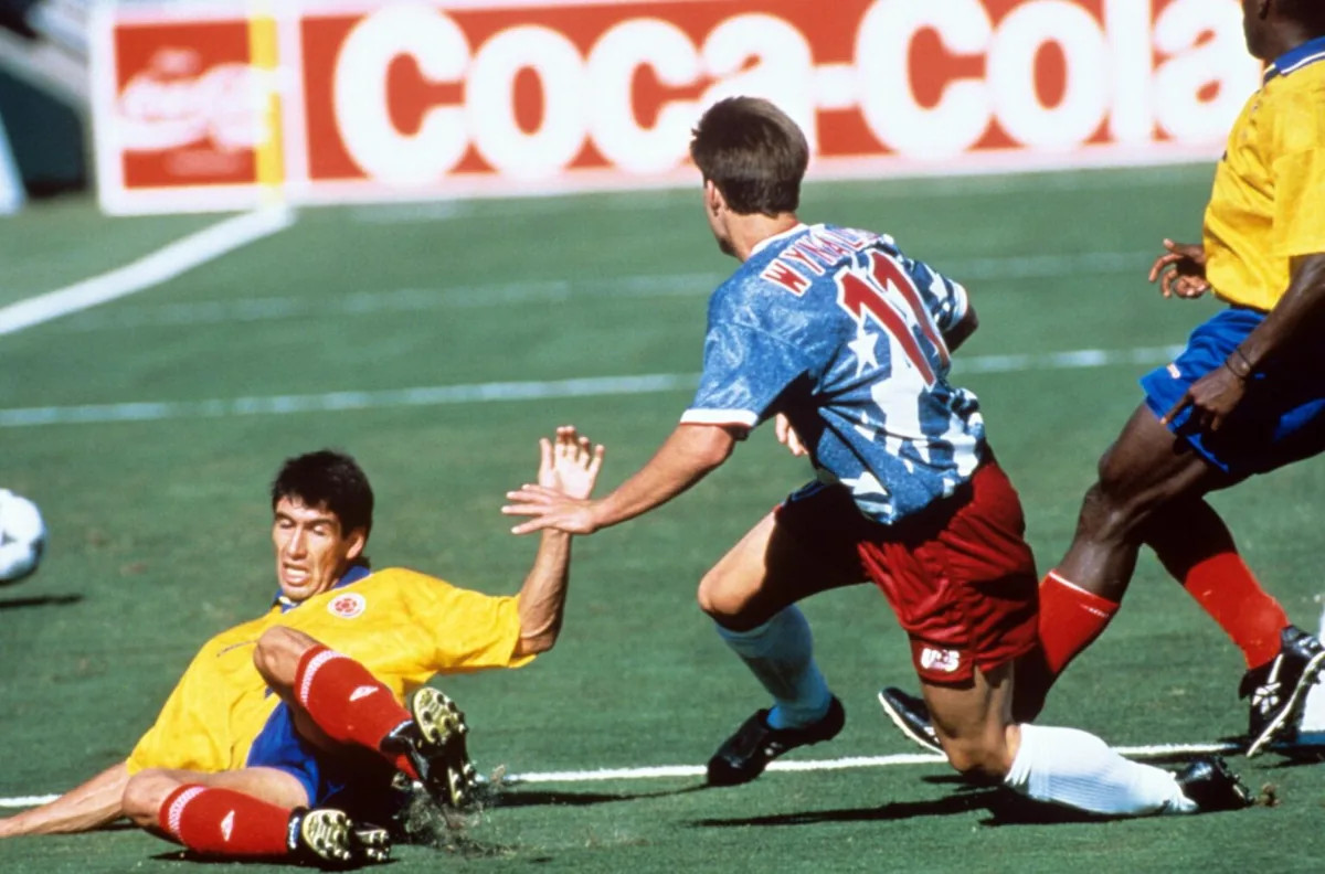 Andrés Escobar Nyaris Gabung AC Milan, Tragedi Piala Dunia 1994 Gagalkan Pengganti Franco Baresi 1 Andrés Escobar Nyaris Gabung AC Milan, Tragedi Piala Dunia 1994 Gagalkan Pengganti Franco Baresi