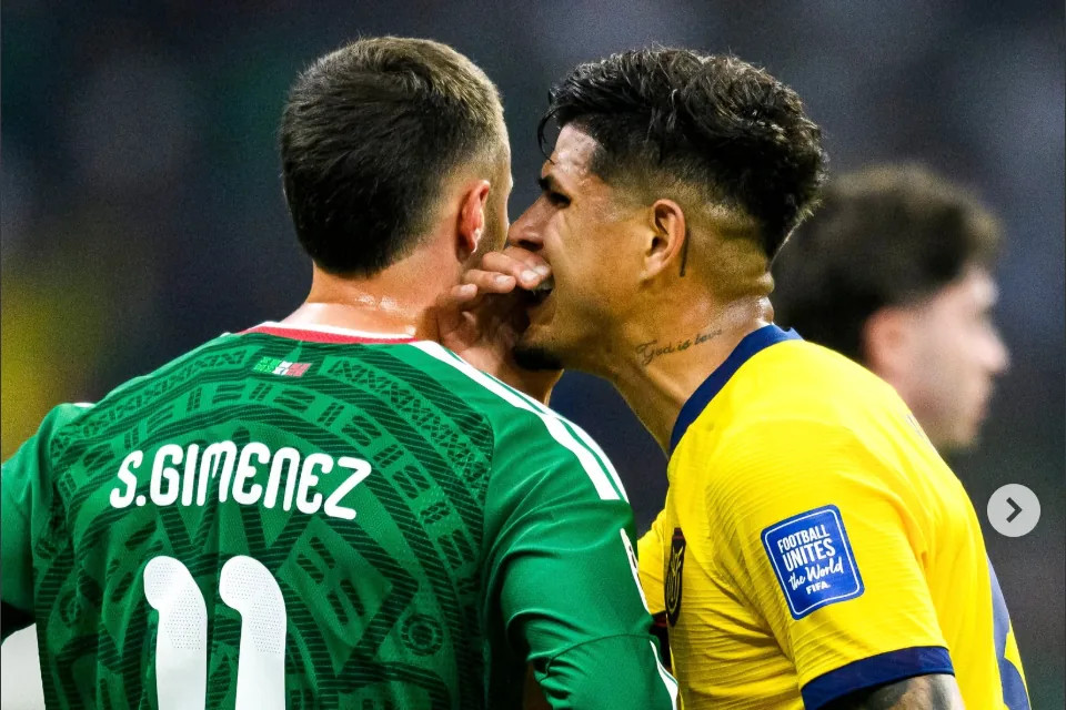 Misteri di Balik Kartu Merah Piero Hincapie, Mengapa Aksi Menutup Mulut Bisa Berujung Petaka?