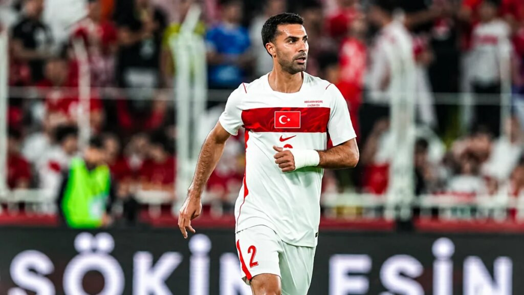 Juventus Rebut Bek Kanan Timnas Turki dari AS Roma