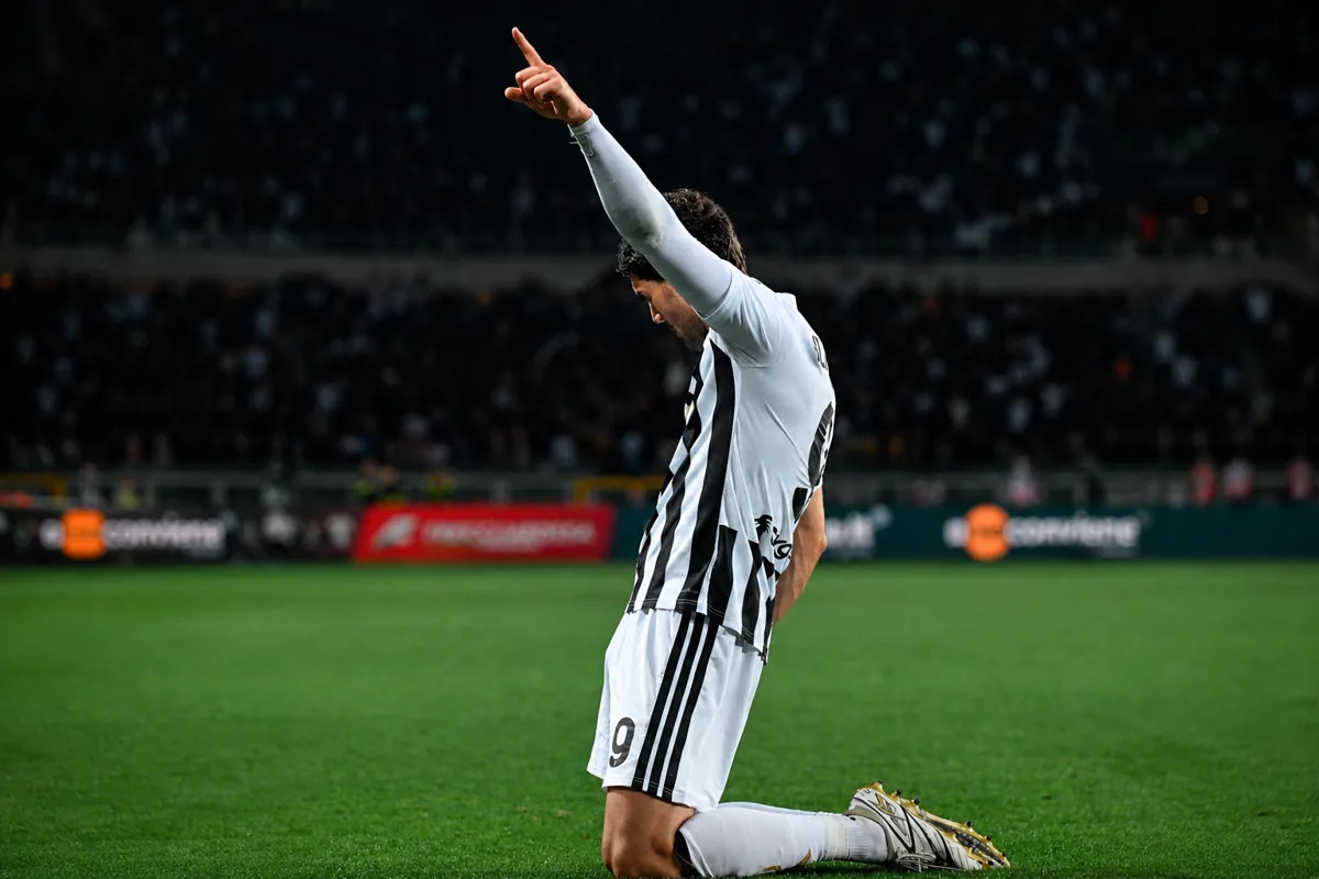 Dusan Vlahovic Minta Kembali ke Juventus, Rela Dipotong Gaji