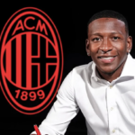 Aston Villa dan Deportivo La Coruna Bersaing Rekrut Bek Kiri AC Milan