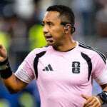 Wasit Ralat Keputusan, Batalkan Pelanggaran Gaib Tanpa VAR