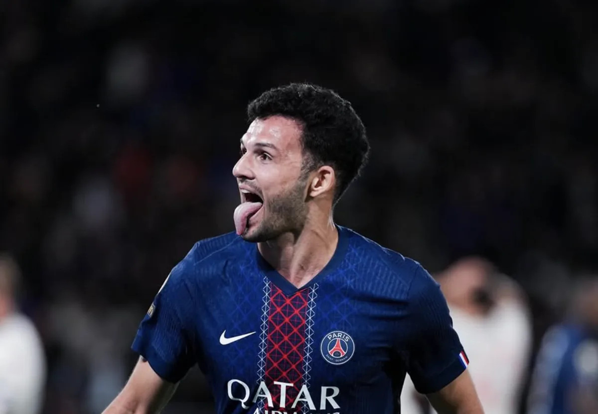 Intip Surat Perpisahan Mengharukan Goncalo Ramos Jelang Kepindahannya ke AC Milan: PSG Selalu Jadi Rumahku 1 Intip Surat Perpisahan Mengharukan Goncalo Ramos Jelang Kepindahannya ke AC Milan: PSG Selalu Jadi Rumahku