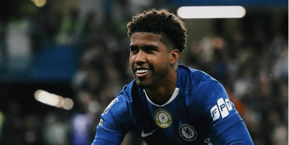 Chelsea Akhirnya Lepas Andre Santos ke Manchester United dengan Mahar Rp1,1 Triliun