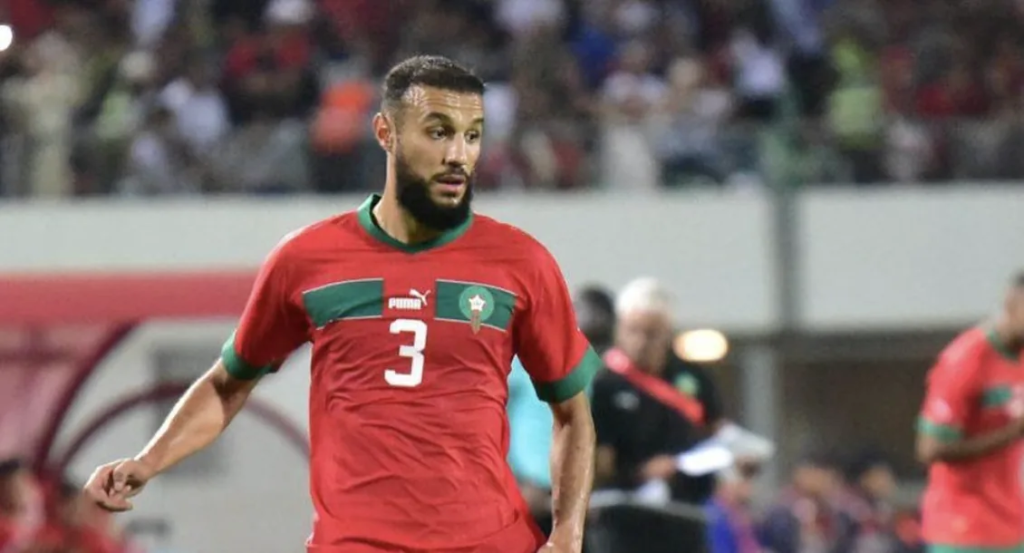 Bursa Transfer AC Milan Memanas! Ruben Amorim Siap 'Culik' Mazraoui dari Manchester United