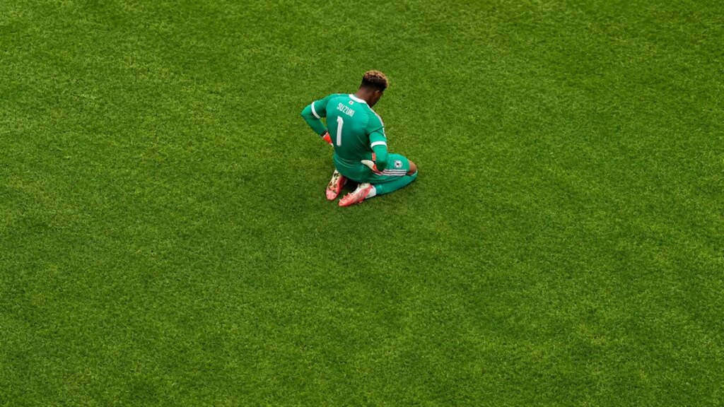 Cuci Gudang Pemain, Zion Suzuki Masuk Daftar Calon Kiper