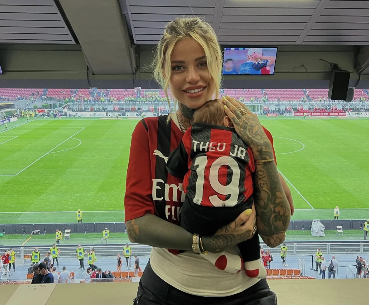Potret Zoe Cristofoli, Istri Theo Hernandez yang Setia Dampingi Mantan Bek AC Milan di Piala Dunia 2026