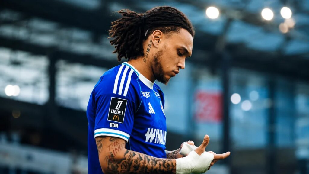 Diego Moreira Selangkah Lagi ke AC Milan, Seperti Apa Gaya Bermain Calon Pengganti Rafael Leao?