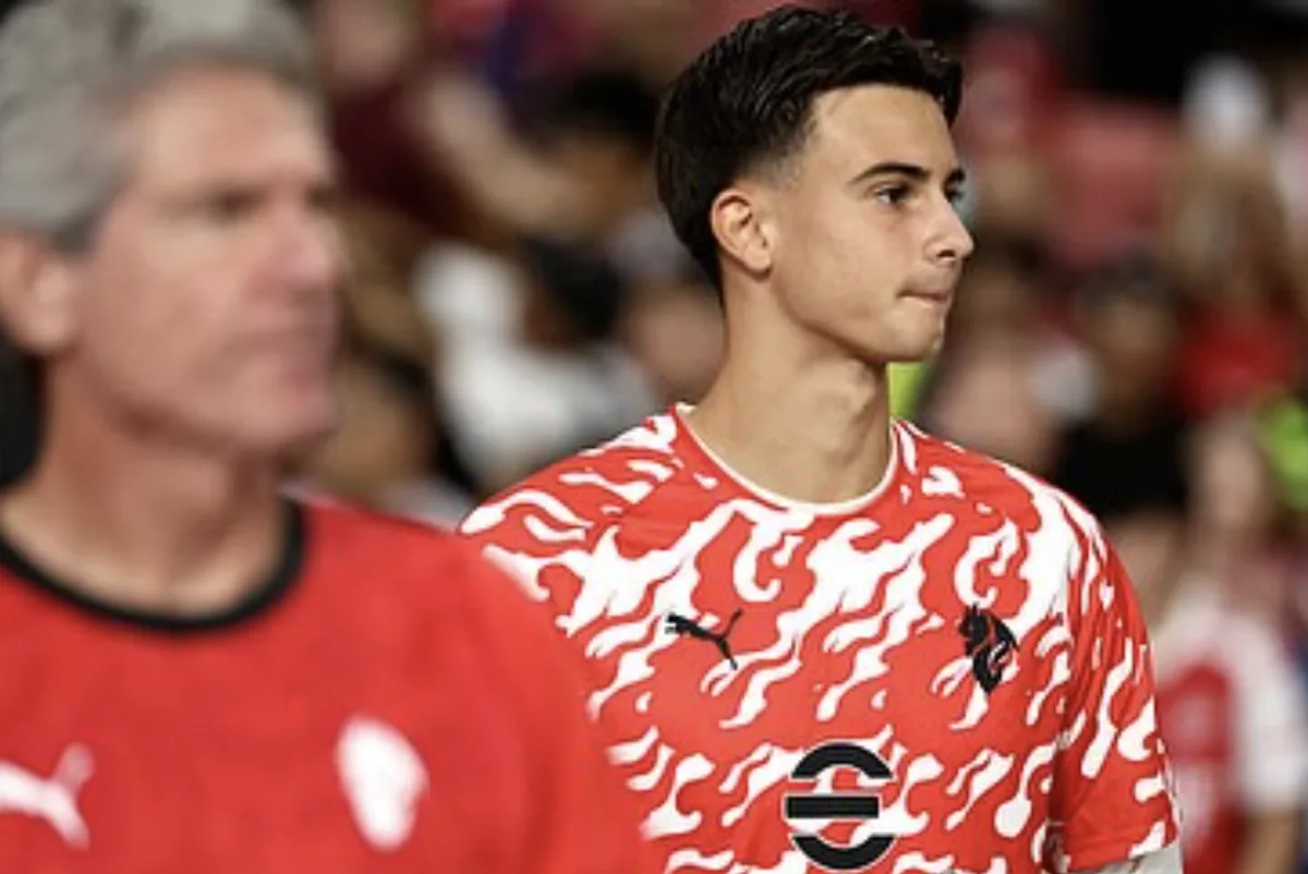 Lorenzo Torriani Siap Jadi Kiper Kedua AC Milan, Geser Terracciano?