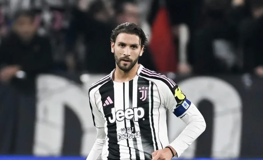 Manuel Locatelli Singgung Masa Lalunya di AC Milan, Ungkap Alasan Tolak Arsenal demi Juventus