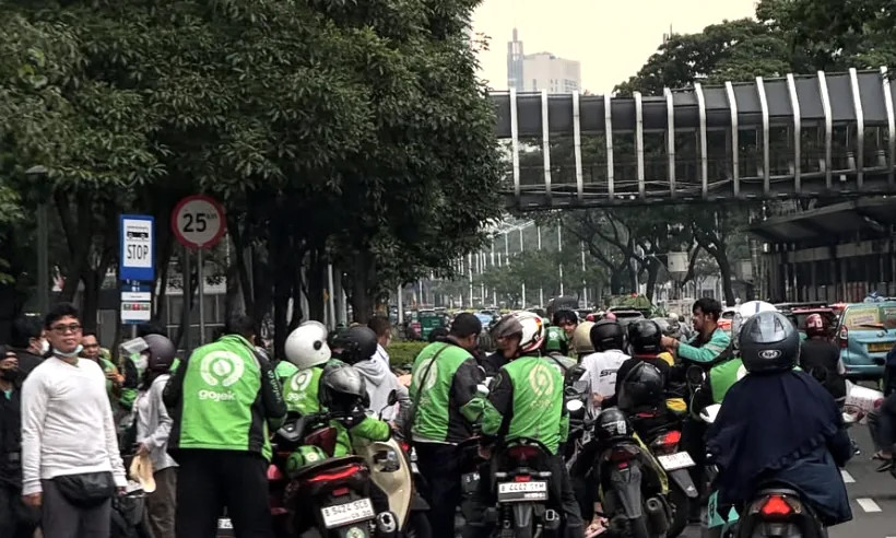 Nezar Patria : Aturan Ojol Dibagi Dua, Komdigi Atur Antar Barang dan Makanan