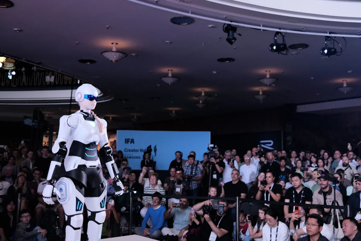 AiMOGA Robotics Pamer Intelligent Security Robot dan Robotic Nurse di IFA 2026 1 AiMOGA Robotics Pamer Intelligent Security Robot dan Robotic Nurse di IFA 2026