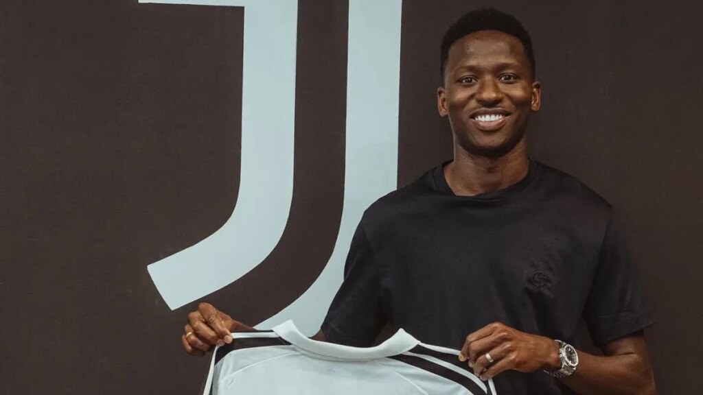 Misteri Absennya Pape Matar Sarr di Sesi Latihan Juventus Jelang Duel Panas Kontra AC Milan