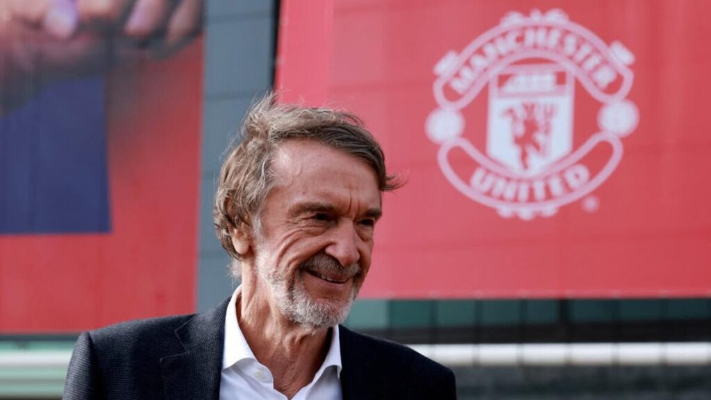 Sir Jim Ratcliffe Berencana Naikkan Harga Tiket, Fans Manchester United Protes Keras