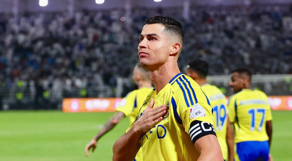 Cristiano Ronaldo Selangkah Lagi Raih Gelar Doktor
