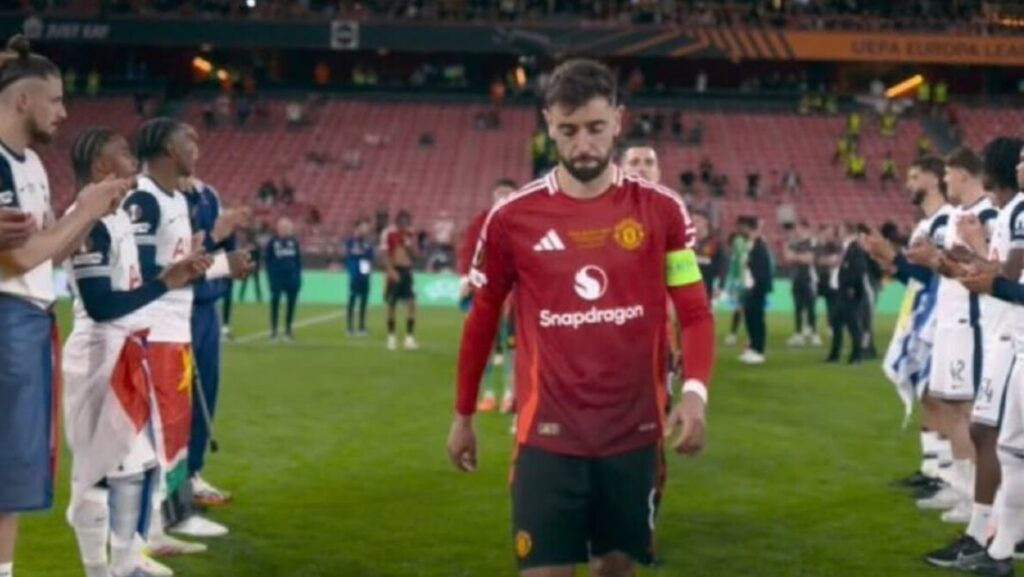 Usai Kalah di Final Liga Europa, Bruno Fernandes Pertimbangkan Hengkang dari Manchester United
