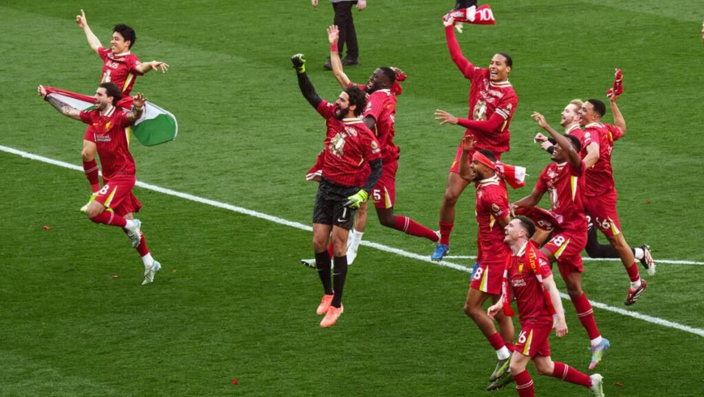 10 Klub Terbesar di Inggris Menurut AI: Manchester United Masih Lebih Baik dari Liverpool
