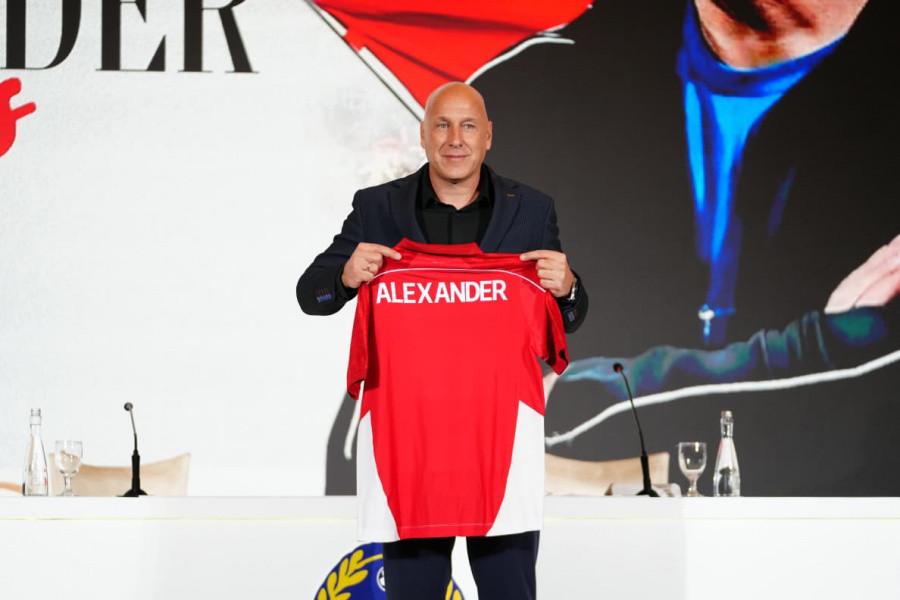 Profil Alexander Zwiers, Direktur Teknik Baru PSSI yang Pernah Jadi Rekan Johan Cruyff