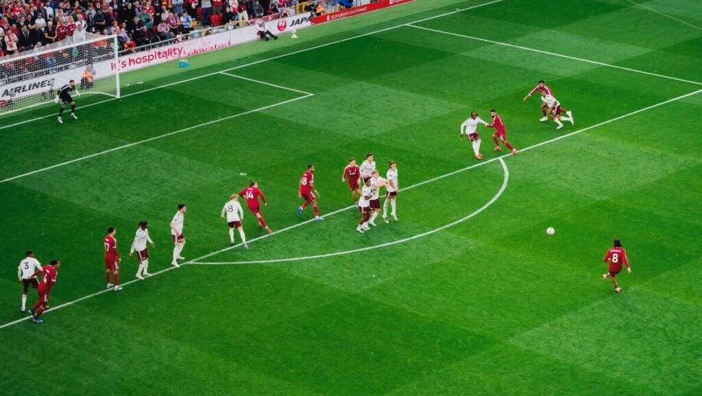 Dominik Szoboszlai Bongkar Teknik Rahasia Bobol Gawang Arsenal Lewat Tendangan Bebas Mirip Cristiano Ronaldo
