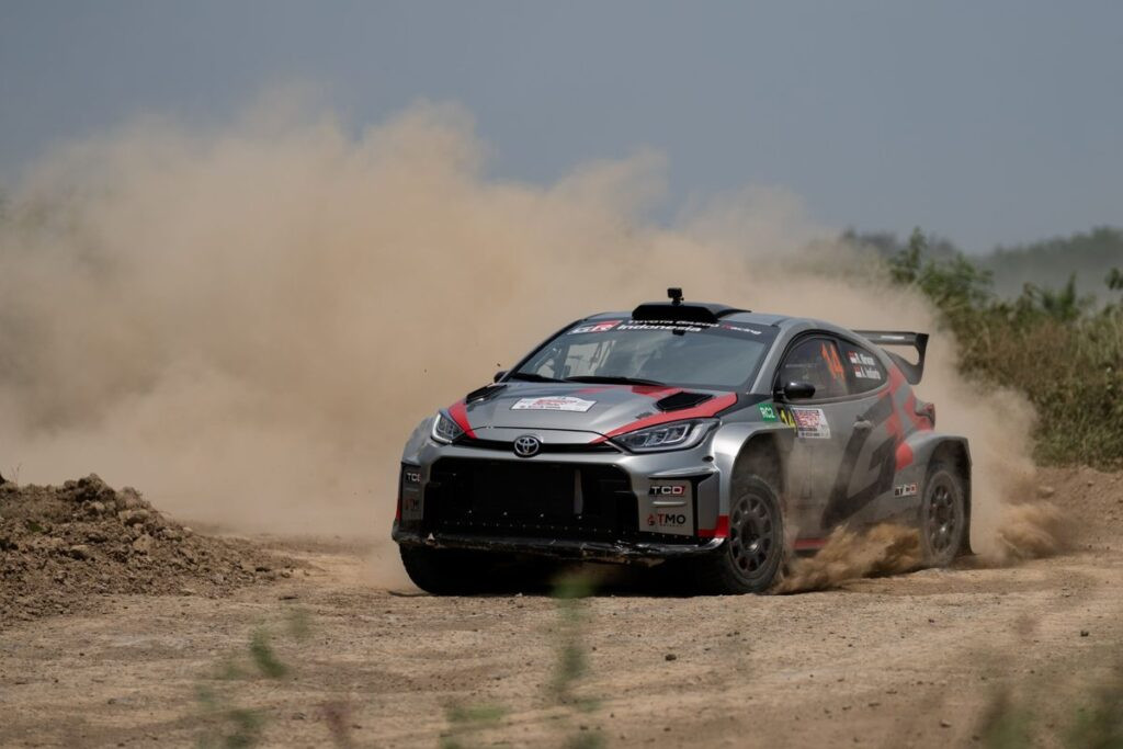 TOYOTA GAZOO Racing Indonesia Dominasi Kejurnas Sprint Rally 2025 dengan Kemenangan Ganda di Semarang