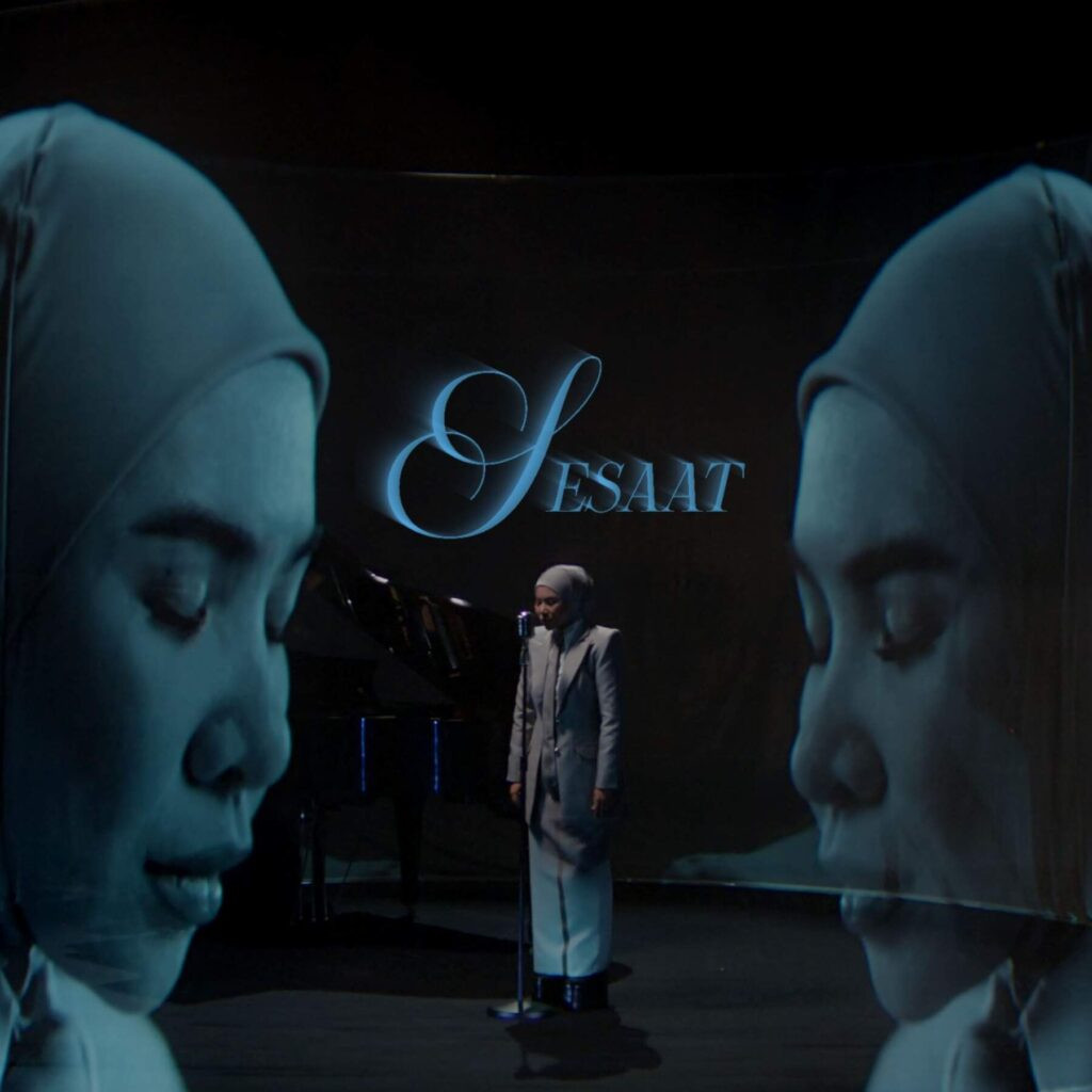 Artwork Sesaat - Aina Abdul
