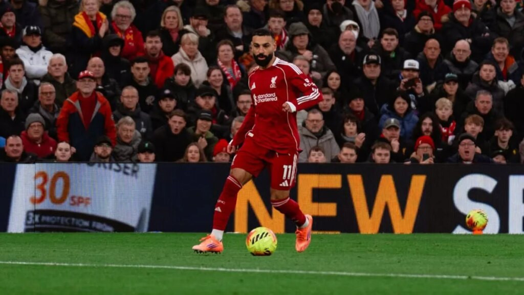Mohamed Salah Kembali ke Anfield, Tampil Ceria dengan Senyum dan Performa Berkelas