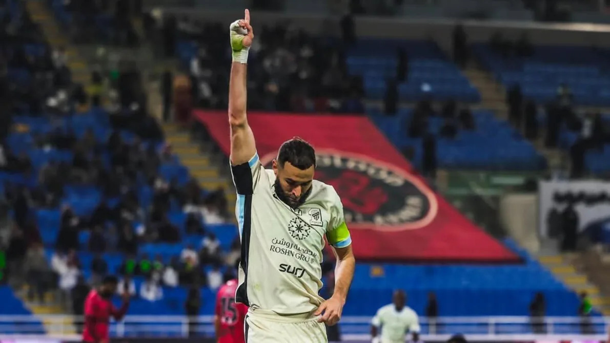 Karim Benzema Belum Rela Melepas Gaji Besarnya di Arab Saudi