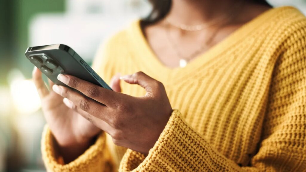 Waspada! Spyware Predator Bisa Intip Kamera iPhone Tanpa Muncul Titik Hijau