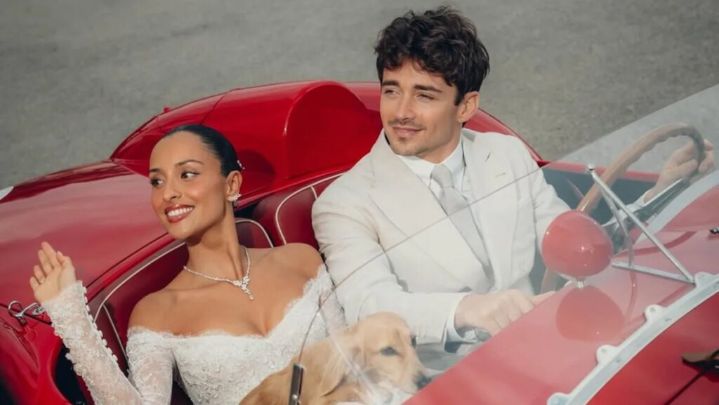 Pembalap F1, Charles Leclerc Jemput Calon Istrinya dengan Ferrari dan Sebuah Jam Tangan Seharga Rp5,4 Miliar