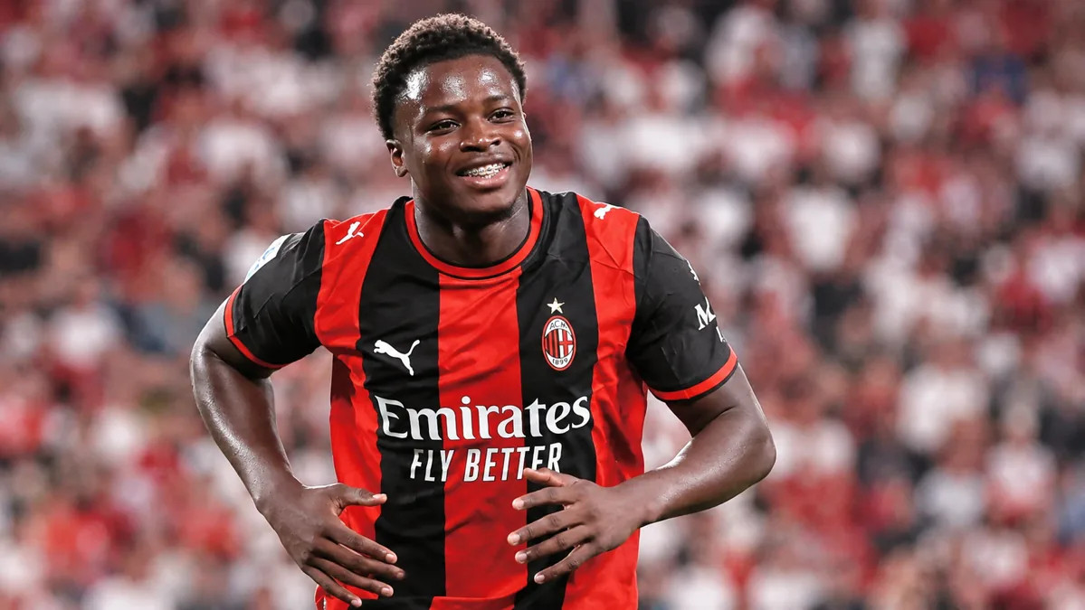 Duel Sengit Turin: Gol Alphadjo Cisse Nyaris Bawa Milan Bungkam Juventus