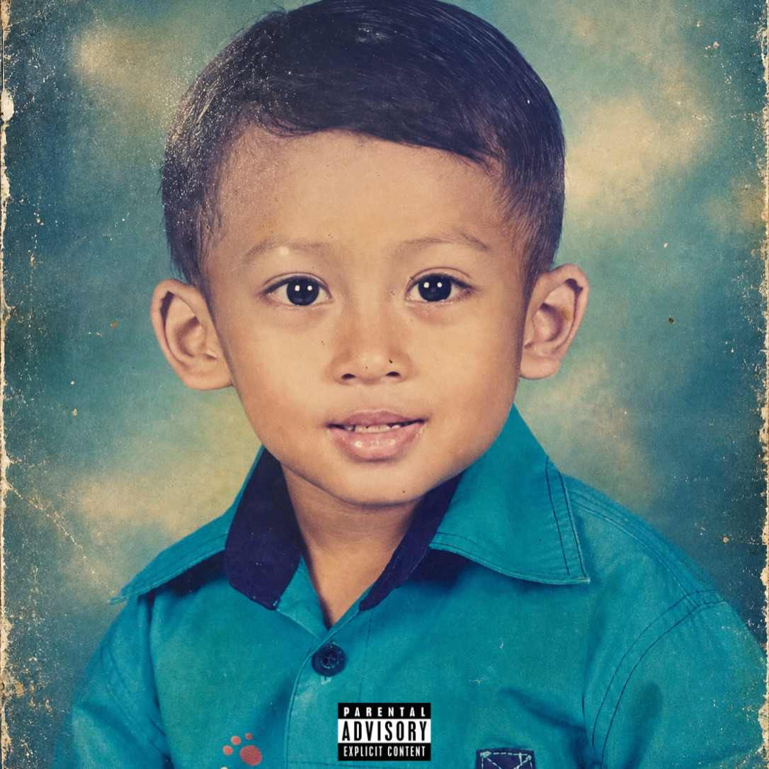 DMZ Rilis "2 Peran": Benturan Ego Ayah & Kasih Ibu dari Rapper Bondowoso